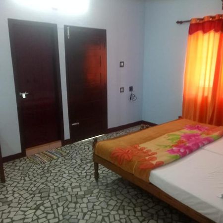 Marayoor Tourist Home Munnar Ngoại thất bức ảnh